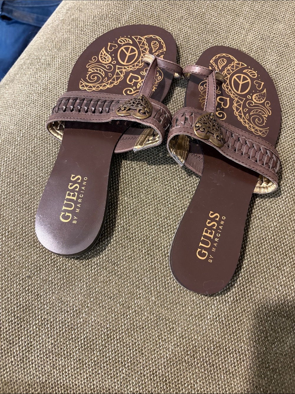 Guess Sandals - Picture 3 of 3